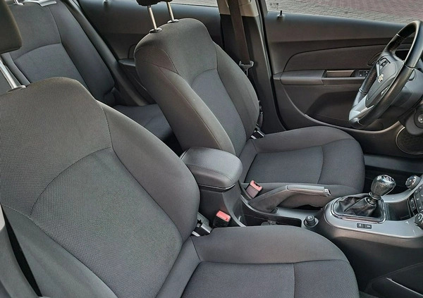 Chevrolet Cruze cena 31999 przebieg: 109000, rok produkcji 2013 z Stęszew małe 436